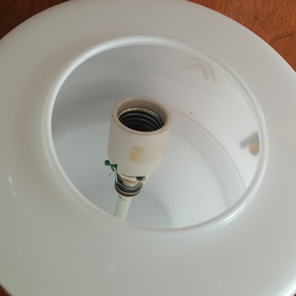 Vintage milk glass pendant light - Picture 4 of 9